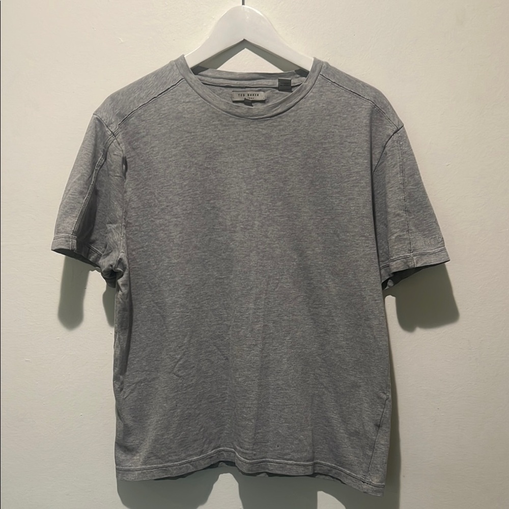 TED BAKER Gray Short Sleeve T-Shirt Embroidered Logo on Sleeve Size Large